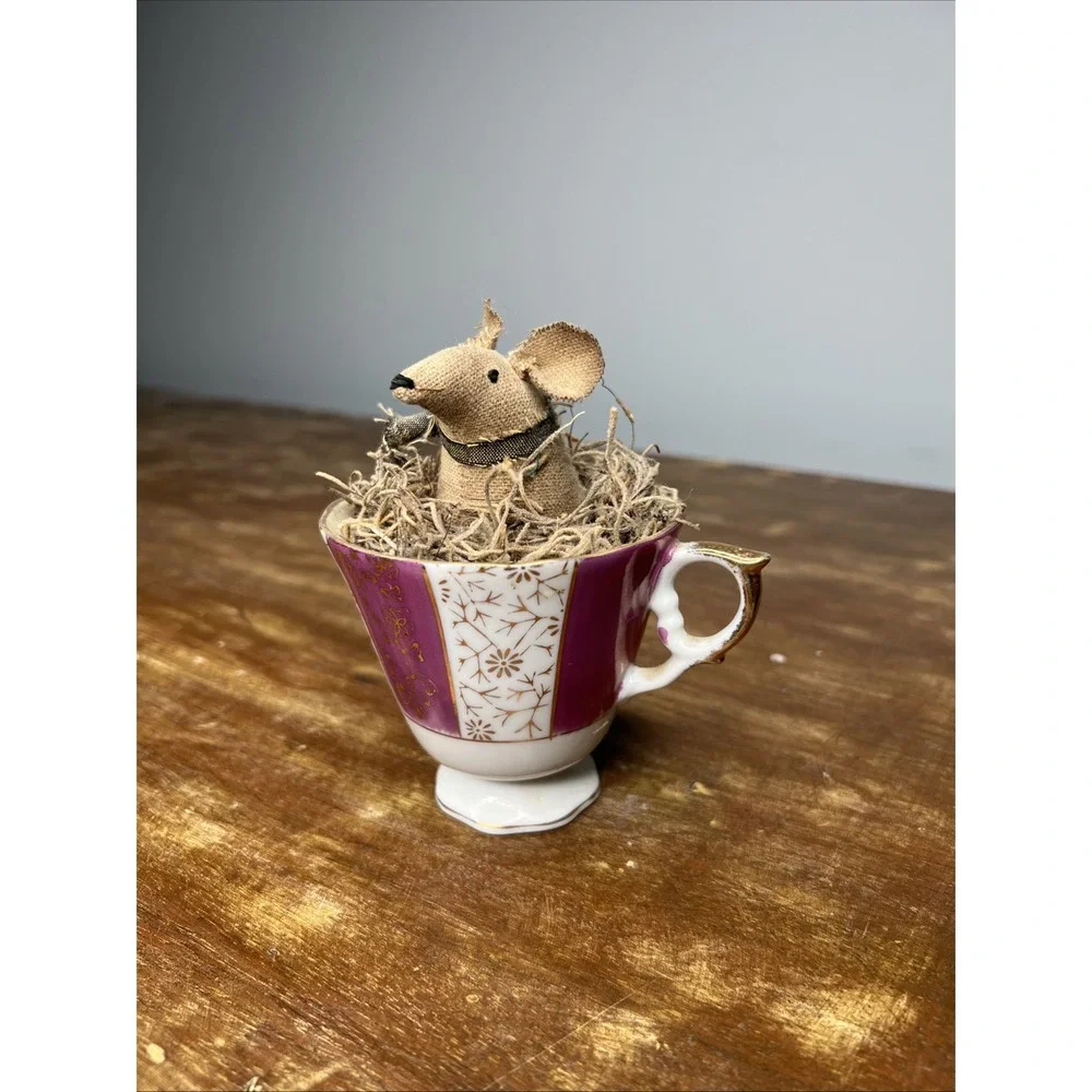 Primitive Decor Antique Teacup With Mouse Farmhouse Unique Pink